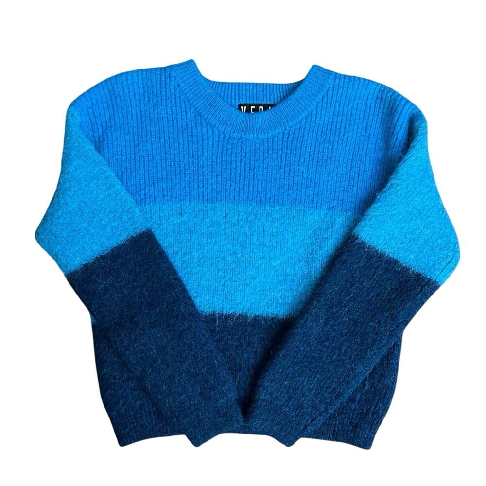 Veda Blue Pullover Crotchet Sweater Sz M Color Gradient